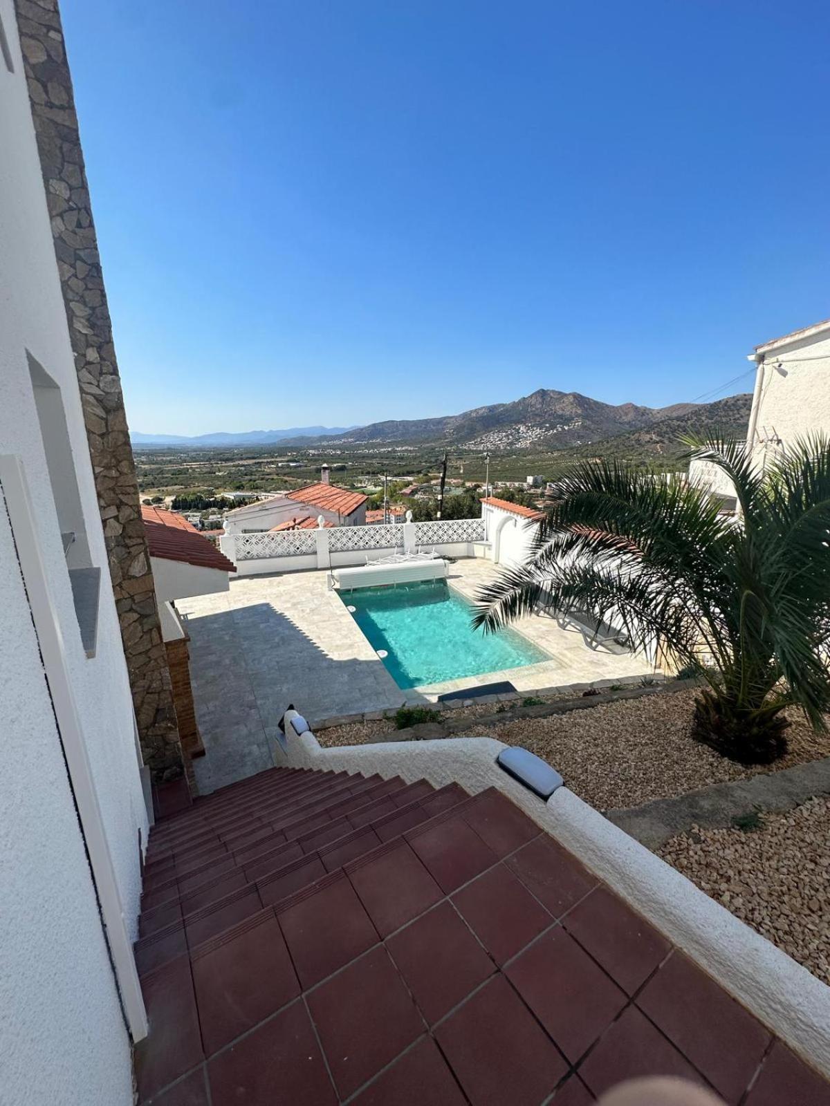 Casa Con Piscina Y Vistas Al Mar A Pies De Montana *